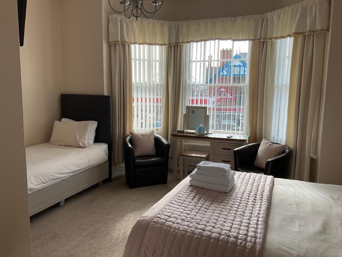 Glenora Guest House Уитби Экстерьер фото