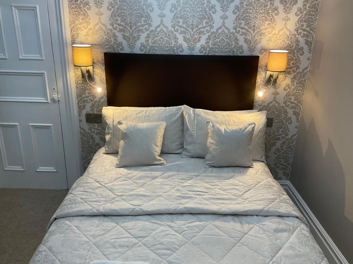 Glenora Guest House Уитби Экстерьер фото