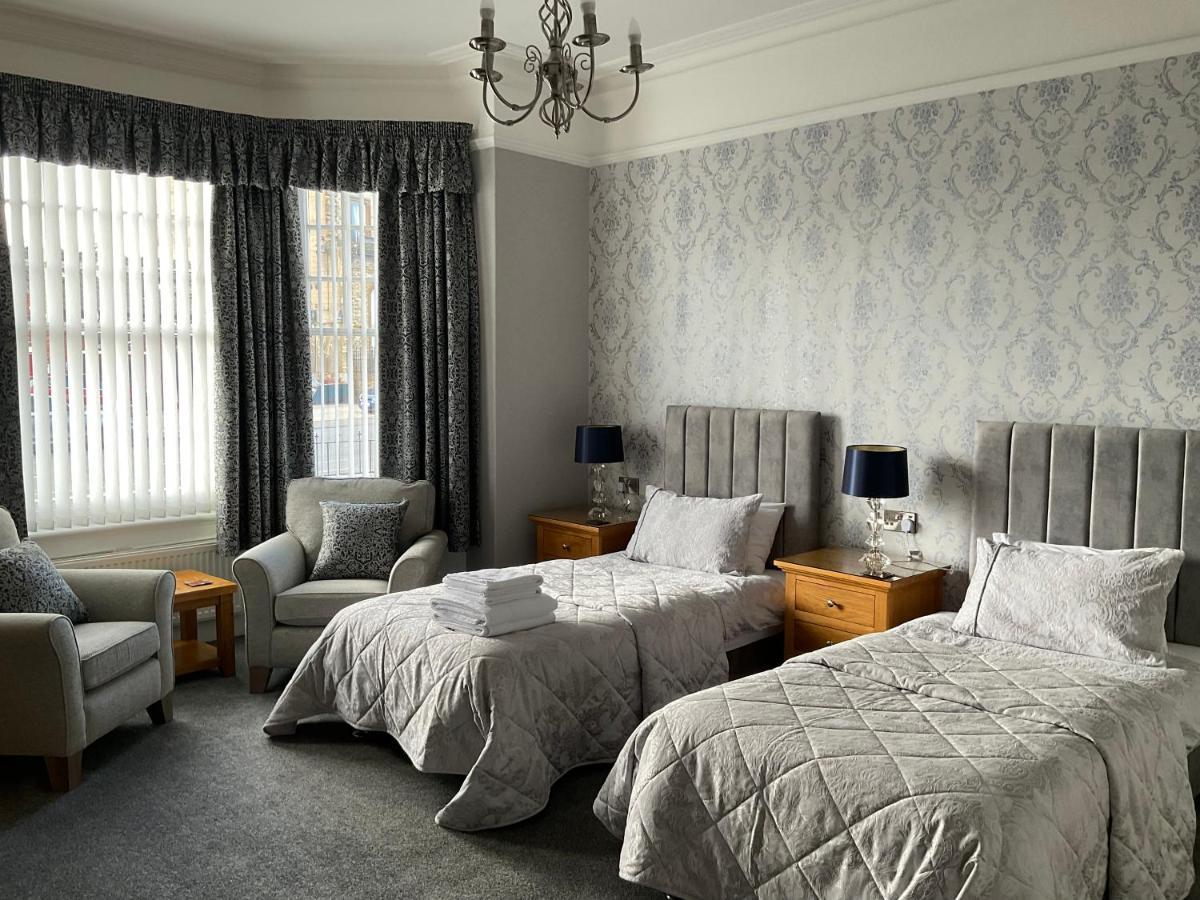Glenora Guest House Уитби Экстерьер фото
