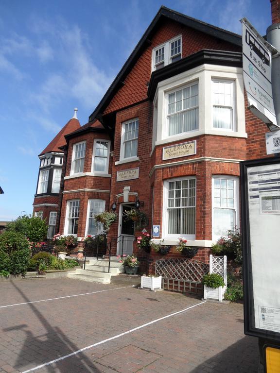 Glenora Guest House Уитби Экстерьер фото